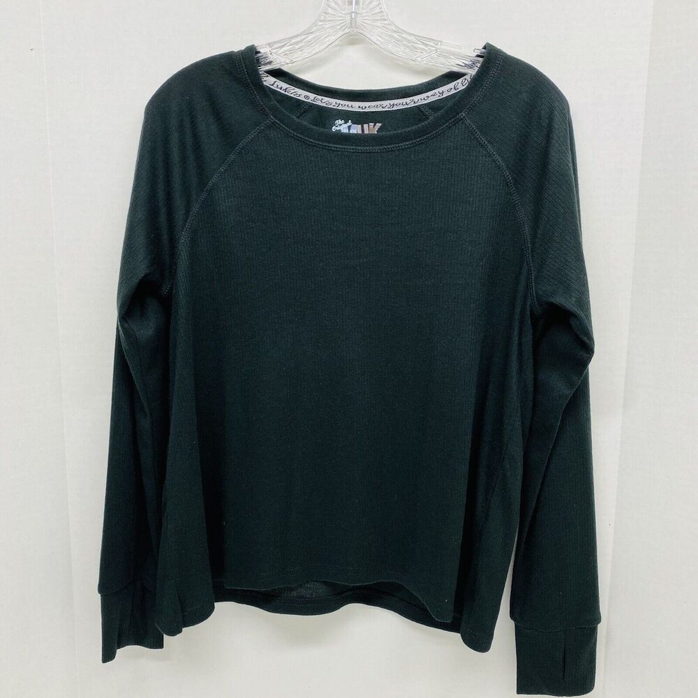Muk Luks Medium The Original Black Long Sleeve Pullover w/ Thumb Holes Casual
